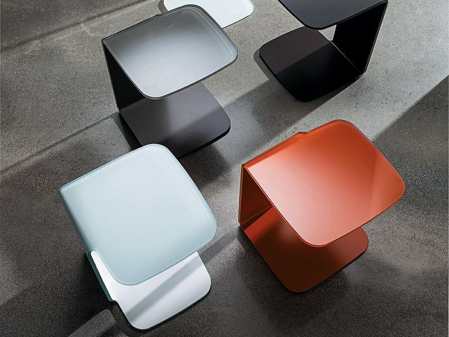 Square rectangular glass coffee table | Shell by Sovet