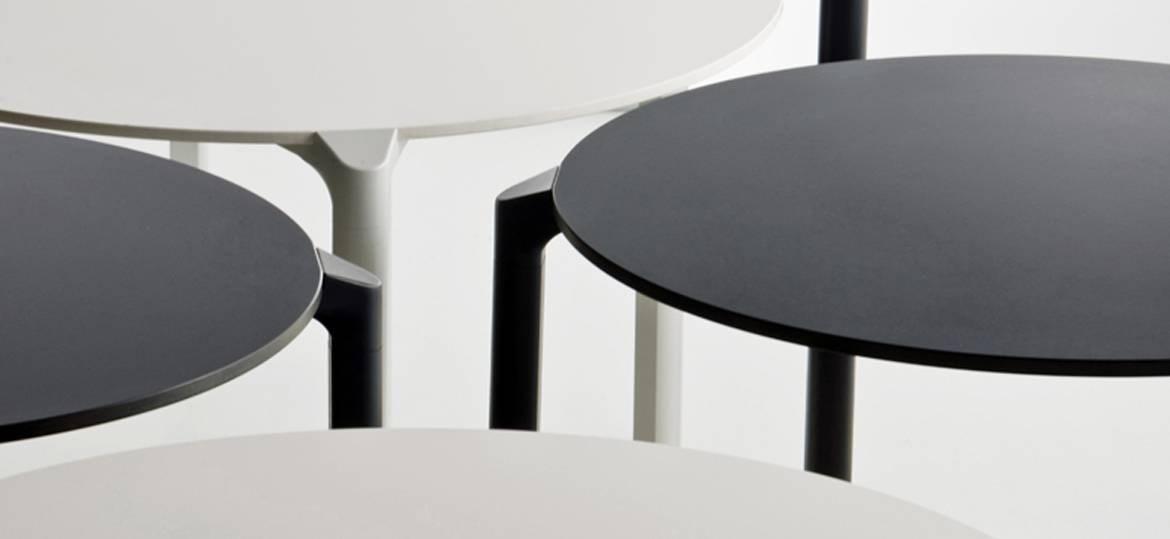 Stackable round table | Jump Tj3 by Pedrali