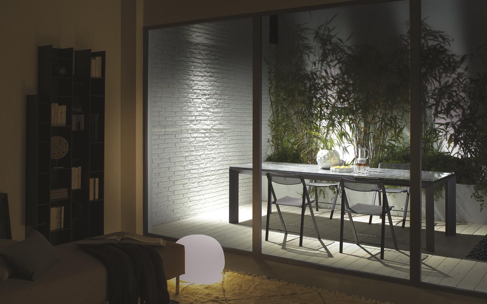 Extending crystal dining table | Metro by Ozzio Italia