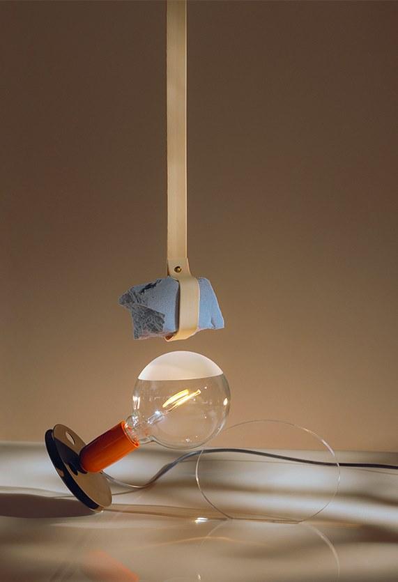 LED direct light sandblasted glass table lamp | Lampadina by Flos