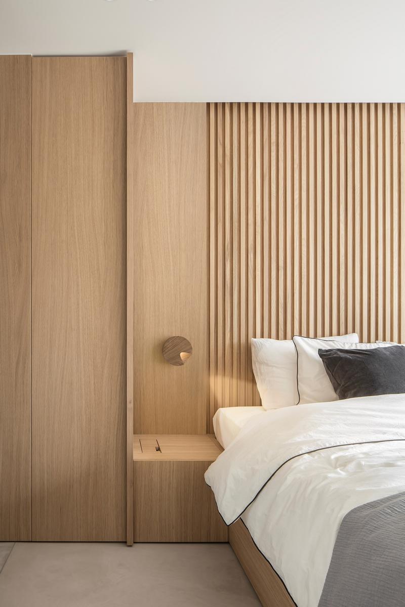 LED polycarbonate wall light | Dots 4660 4662 by Vibia