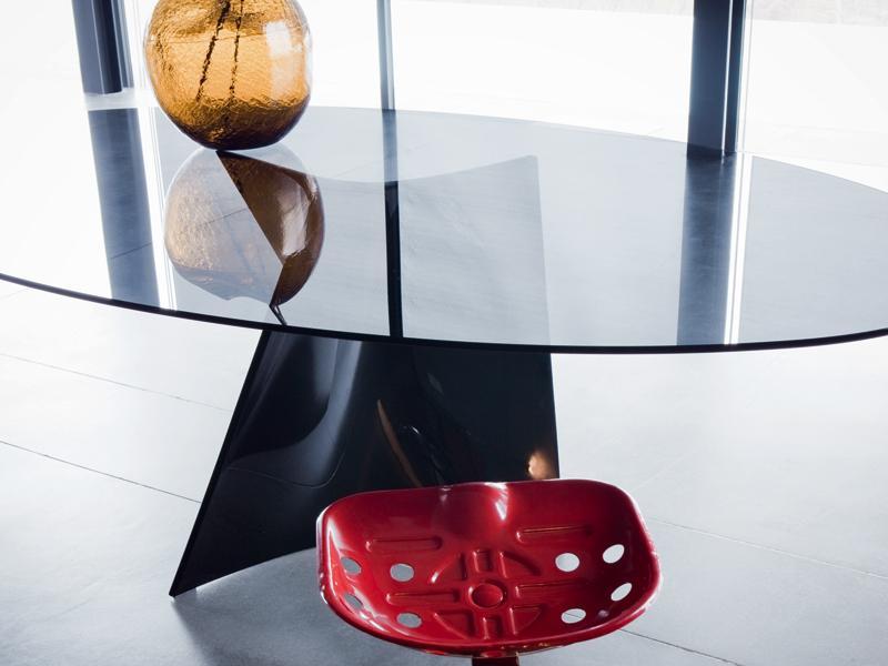 Crystal living room table | Elica 2576 by Zanotta