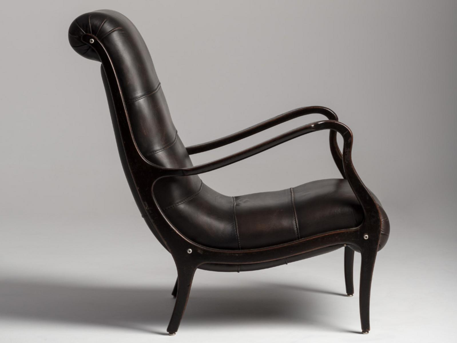 Beech and leather armchair with armrests | Esse by Mantellassi 1926