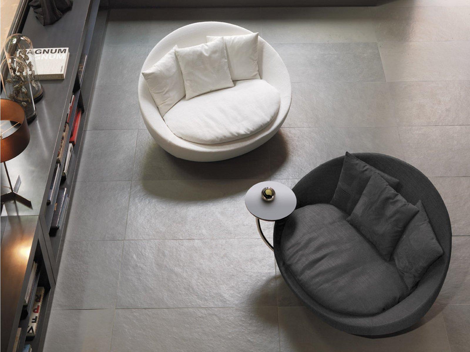 Swivel armchair | Lacoon by Desiree