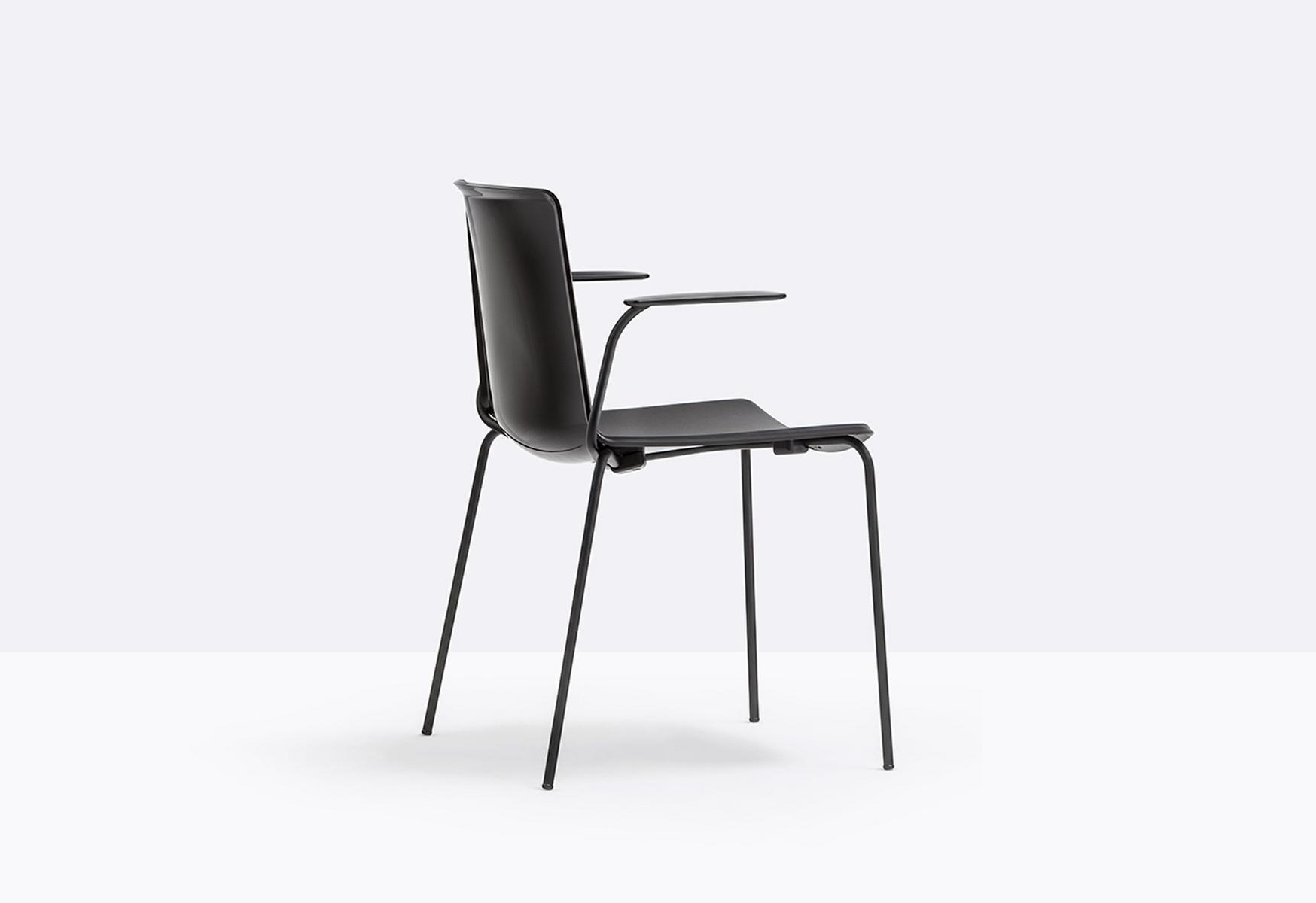 Stackable plastic restaurant chair with armrests | Tweet 895 by Pedrali