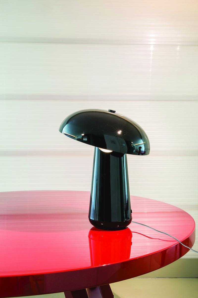 LED cordless table lamp | Ongo Xl by Contardi