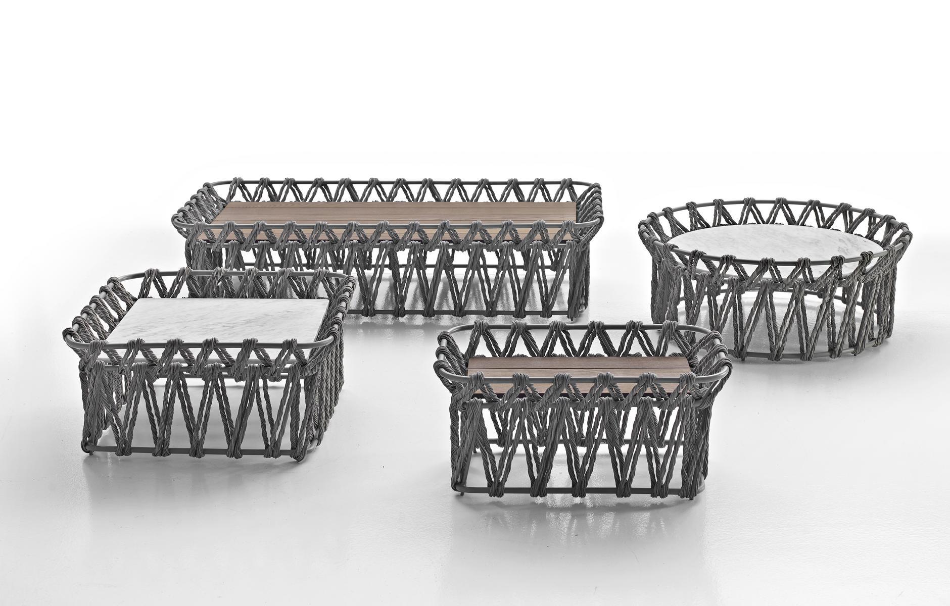 Square Carrara marble garden side table | Butterfly by B&B Italia