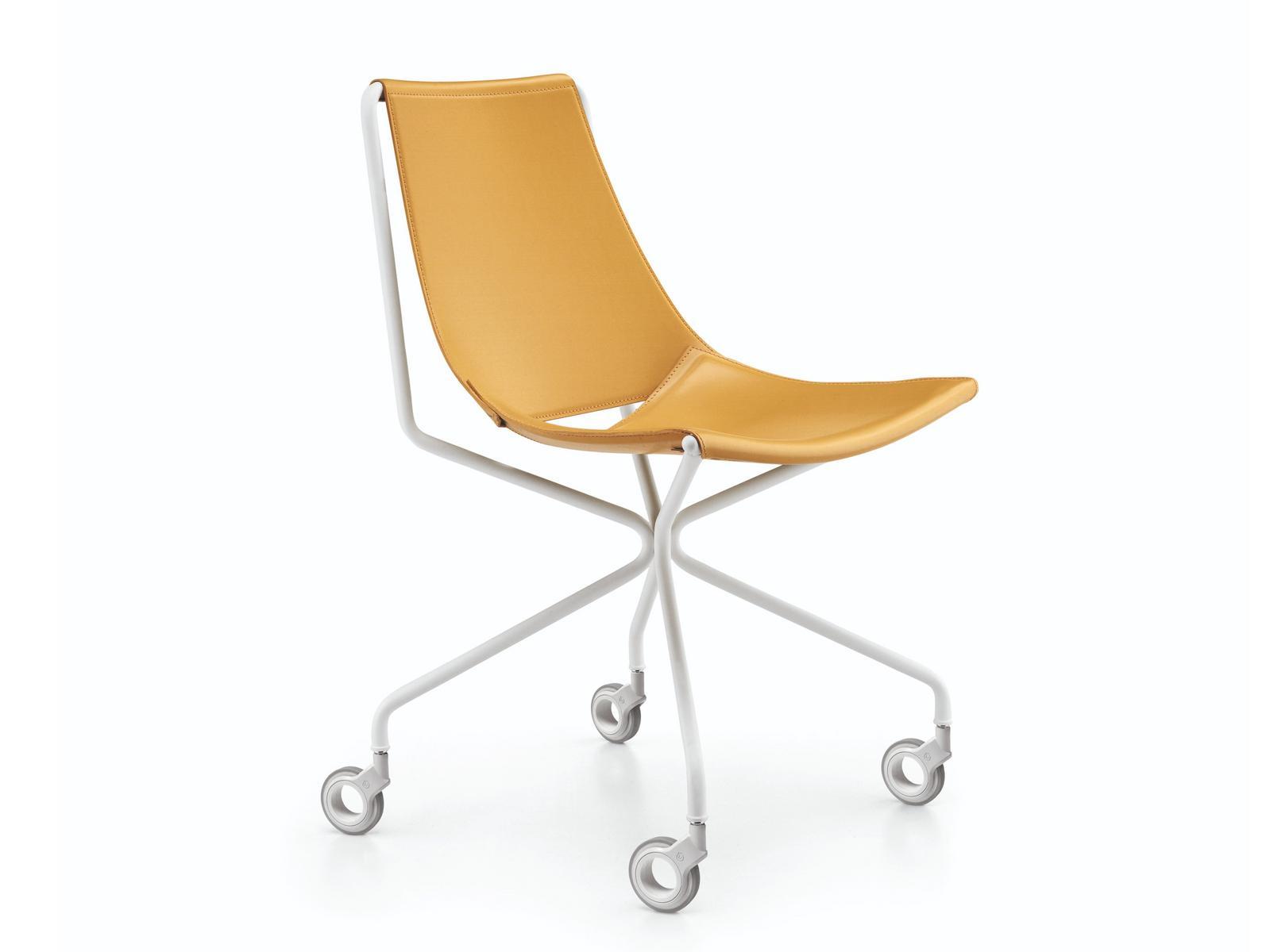 Trestle-based tanned leather office chair with castors | Apelle D by Midj