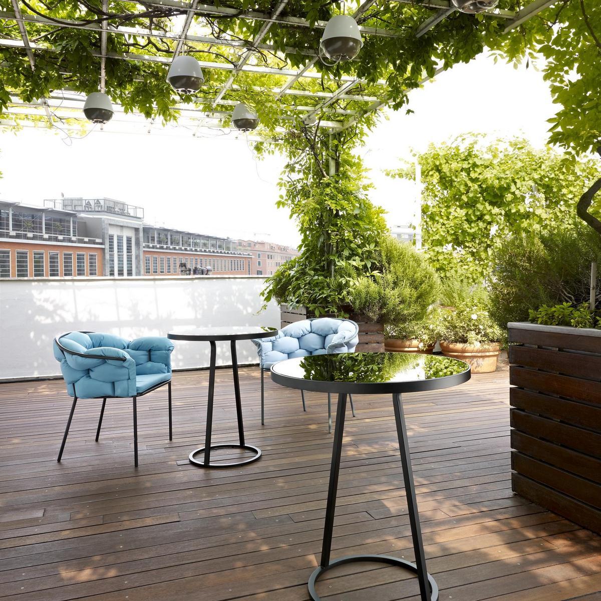 Round steel garden side table | Circles by Ligne Roset