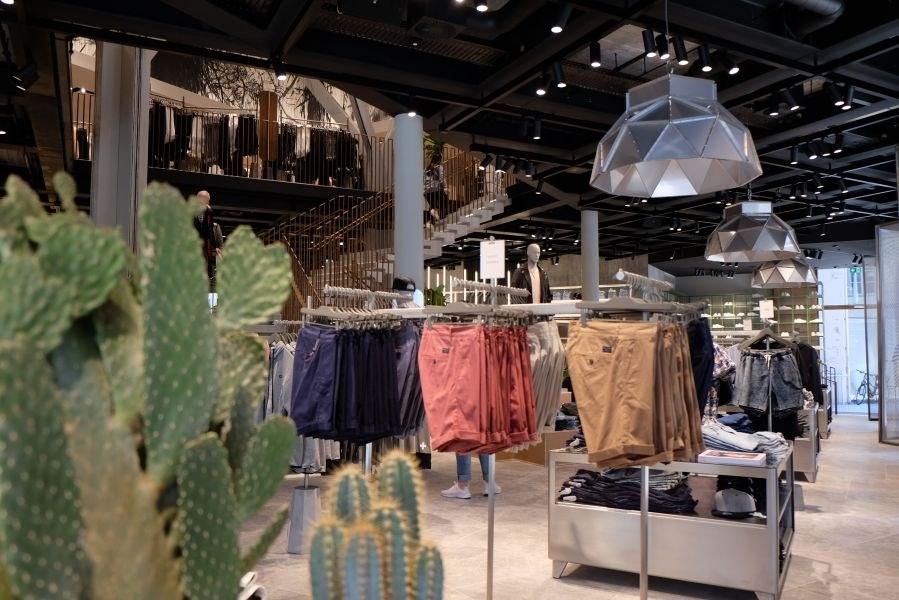 Stainless steel pendant lamp | Apollo by Dark