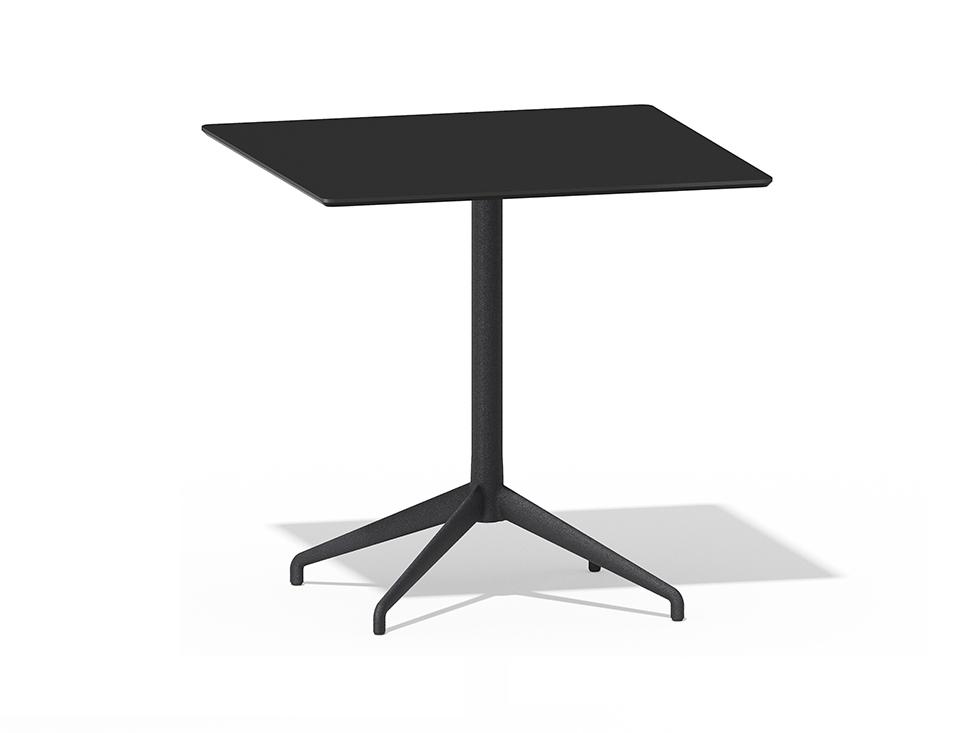 Square garden table with 4-star base | Alis by Sovet