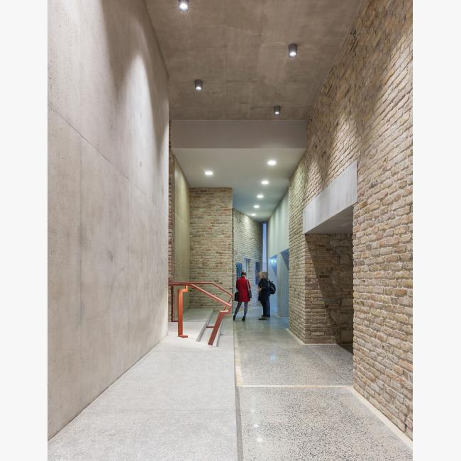 LED ceiling spotlight | Boxy Xl R by Delta light