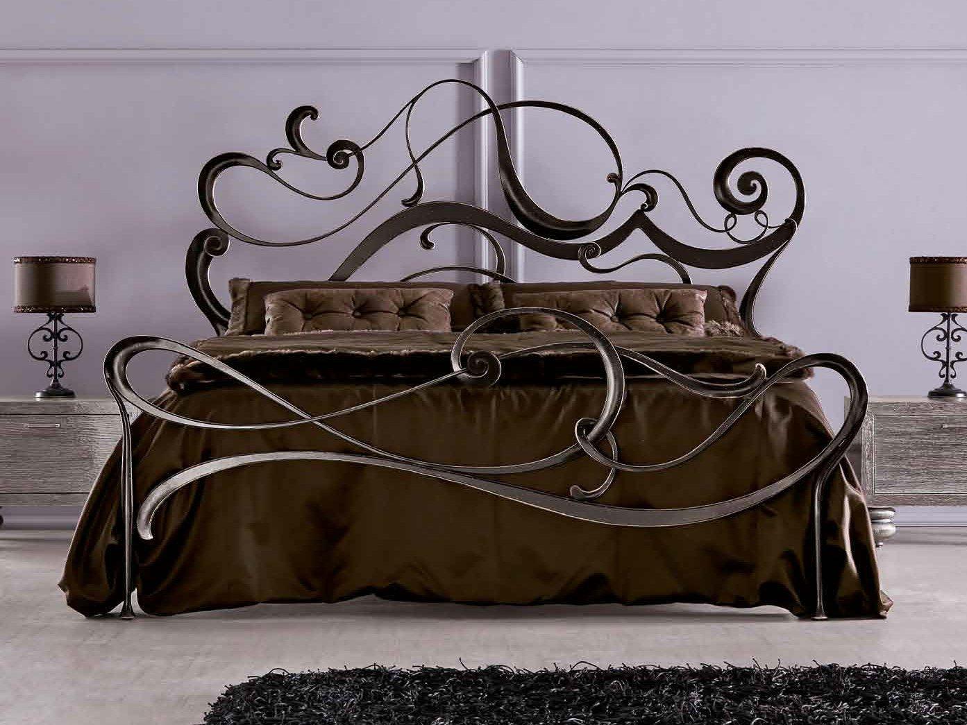 Double bed | Safira by Corte Zari