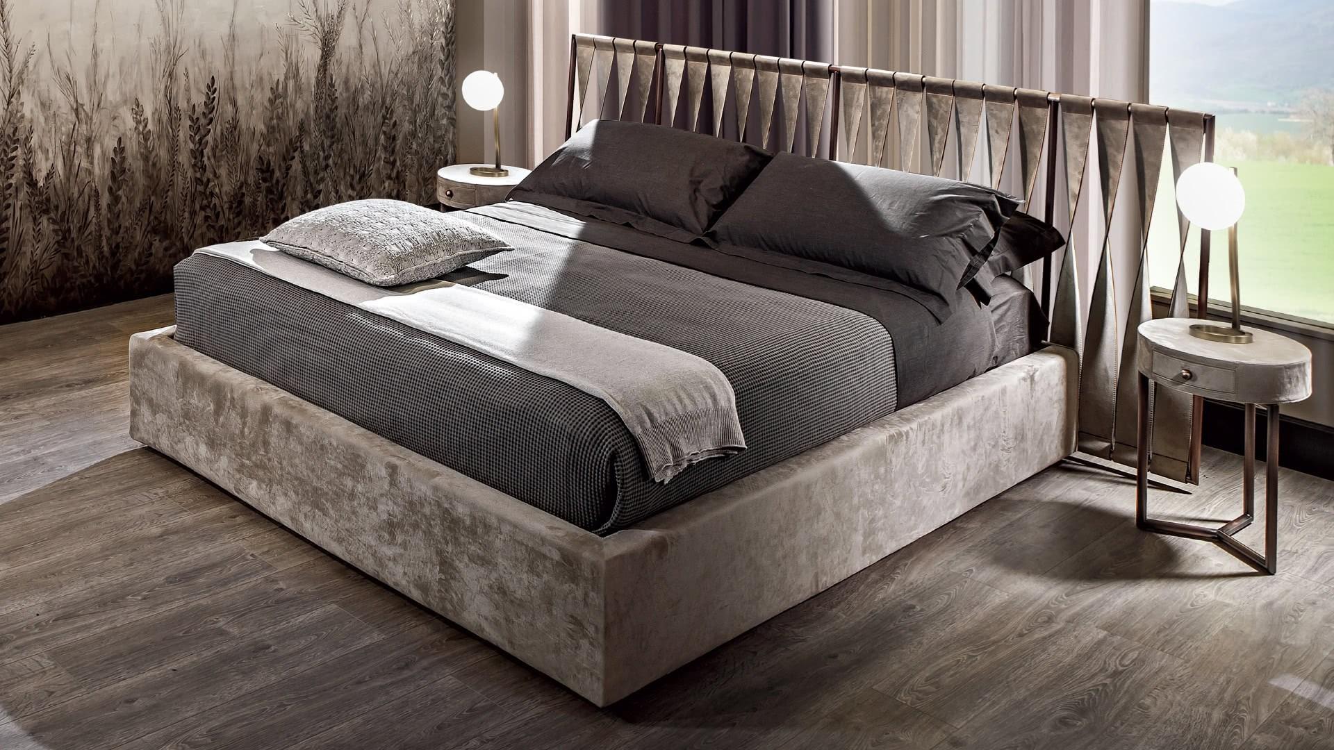 Round bedside table with drawers | Teo by Cantori