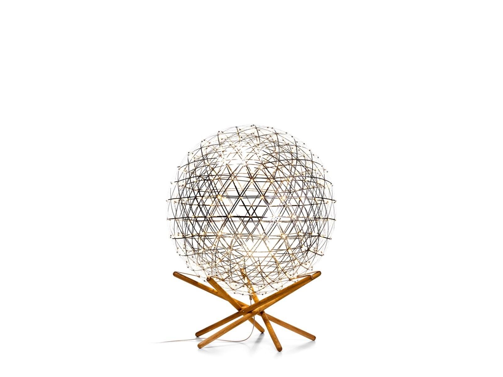 LED stainless steel and wood floor lamp | Raimond Tensegrity Floor Lamp by Moooi