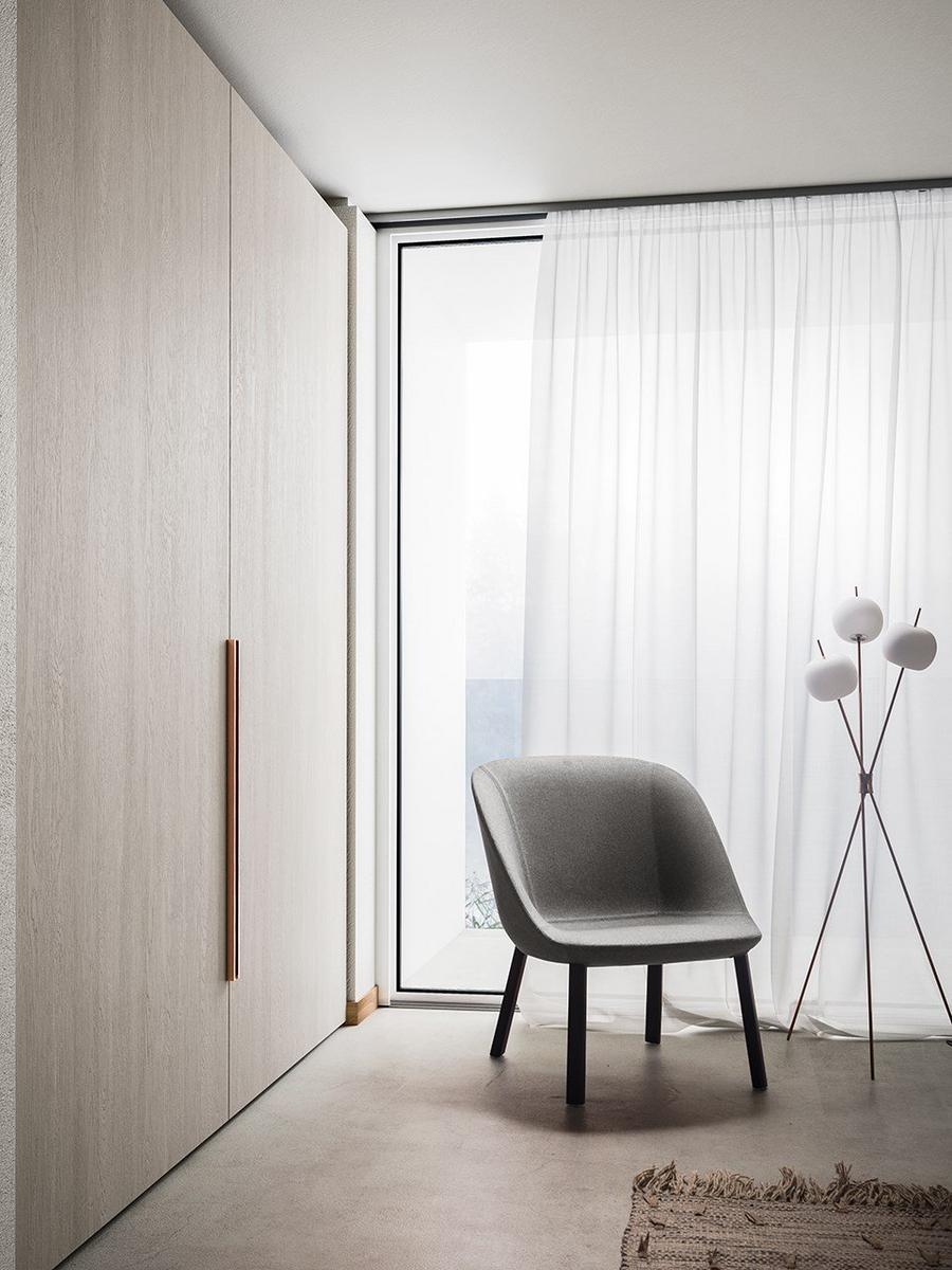 Lacquered wooden wardrobe | Plana by Pianca