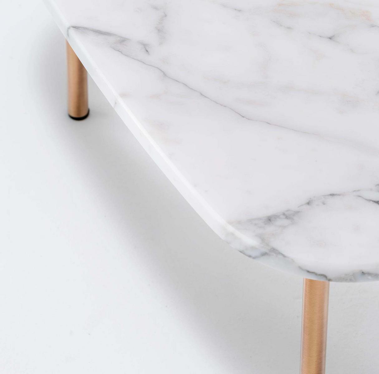 Square marble coffee table | Buddy 59x59 by Pedrali