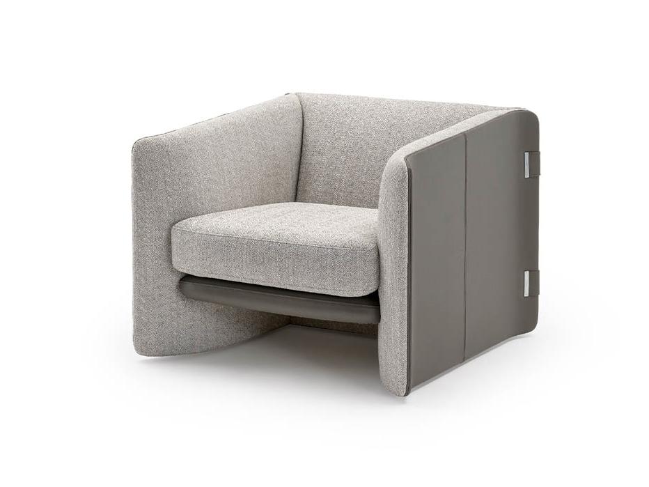 Armchair with armrests | Blossom by Turri