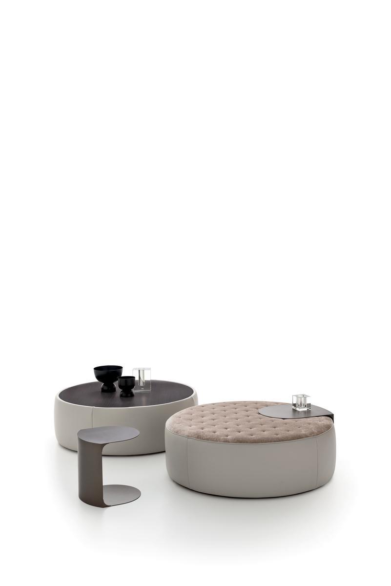 Tufted upholstered round fabric pouf | Clip by Ditre Italia