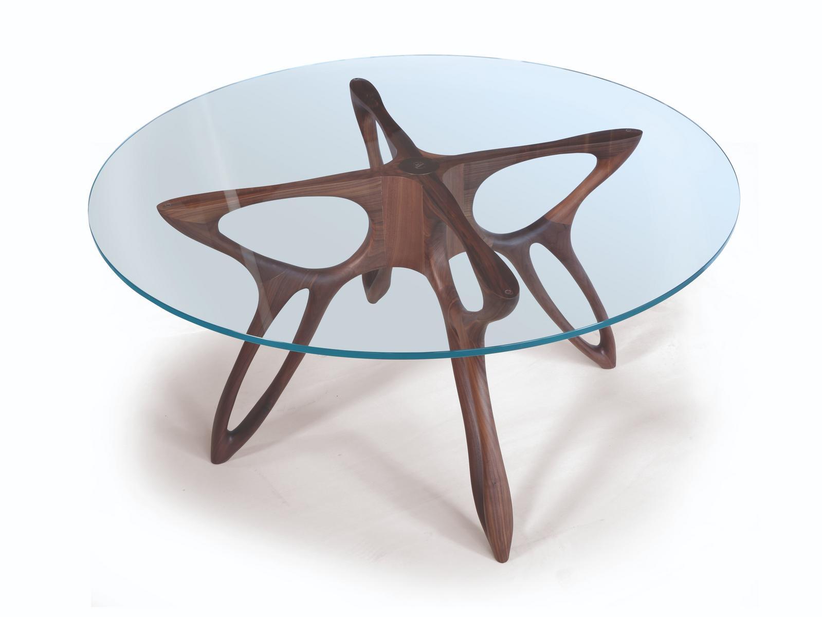 Round walnut dining table | Prometeo by Ezio Bellotti
