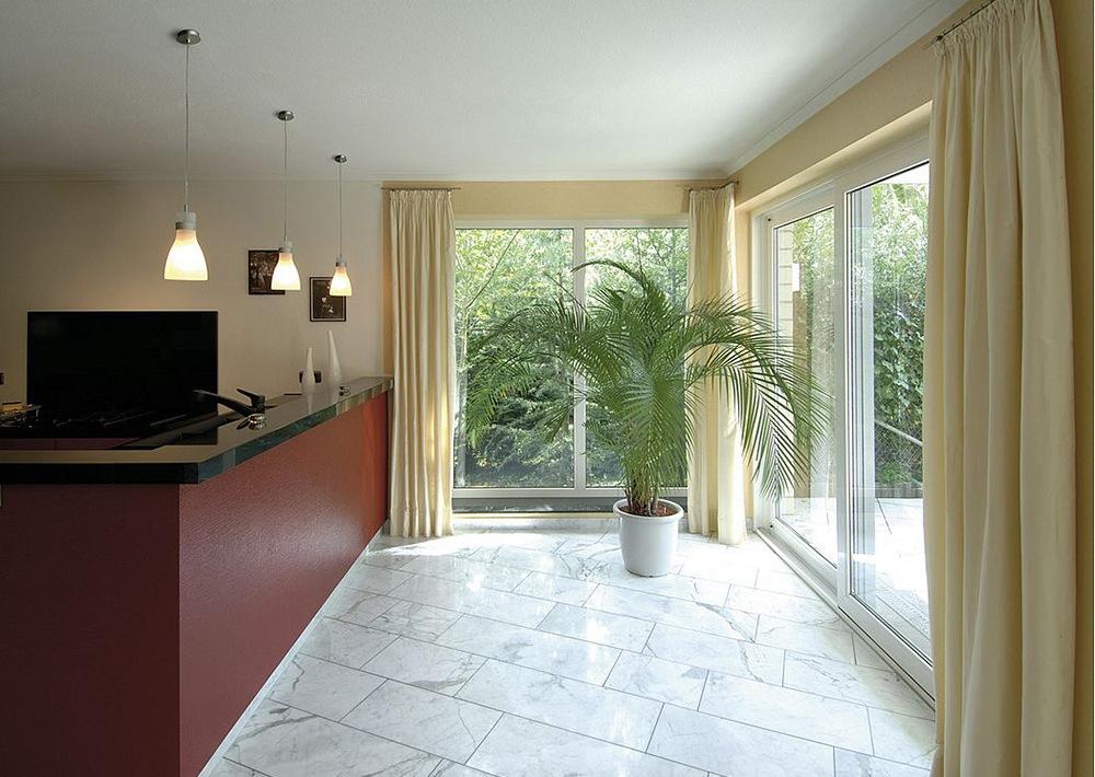 Glass pendant lamp in a contemporary style | Biba by SLV