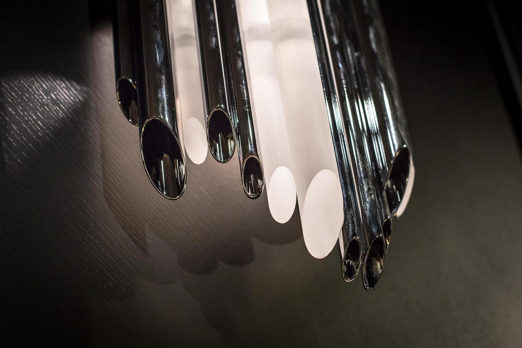 Metal and plexiglass wall light | Bach by Contardi