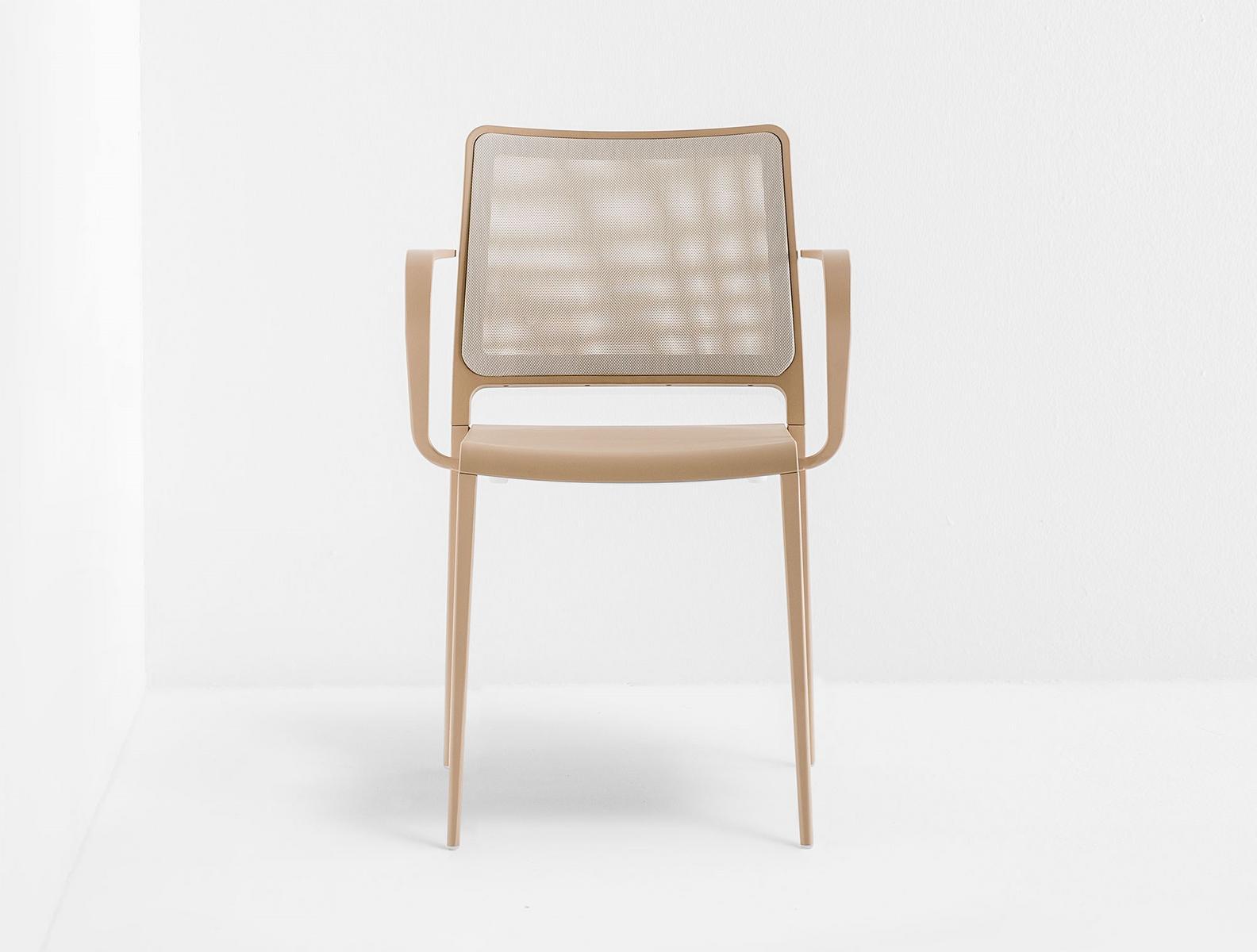 Stackable aluminium chair with armrests | Mya 706/2 by Pedrali