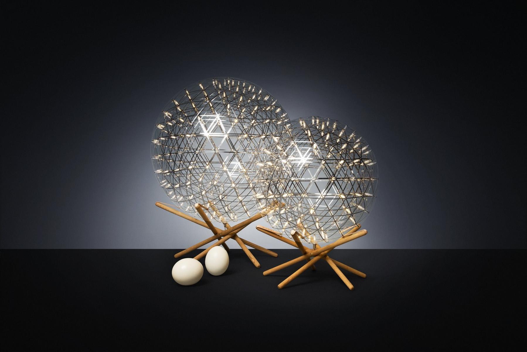 LED stainless steel and wood floor lamp | Raimond Tensegrity Floor Lamp by Moooi