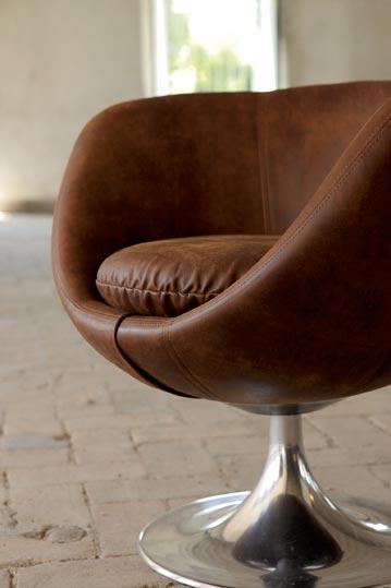 Swivel upholstered leather armchair | 81 by Domingo salotti