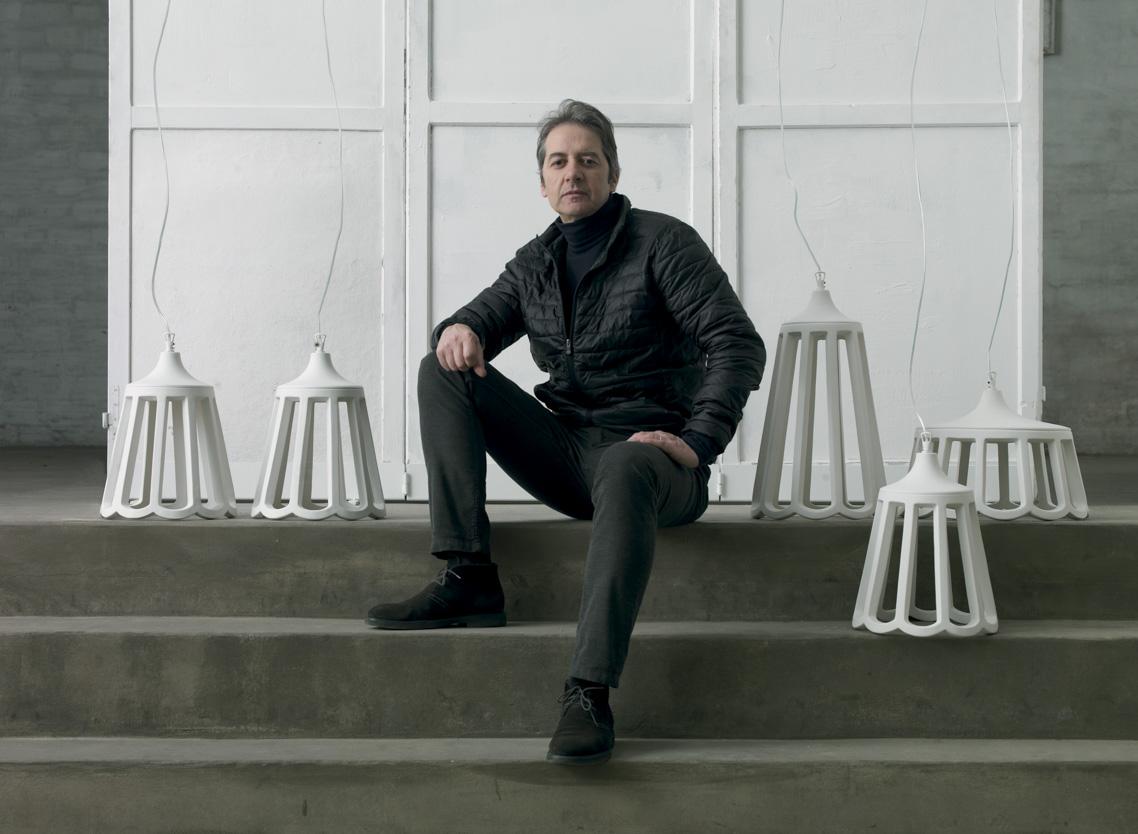 Direct light ceramic pendant lamp | Le Pupette by Karman