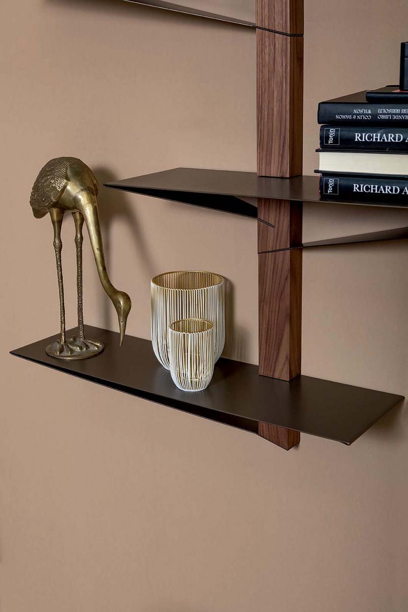 Wall-mounted painted metal bookcase | Albatros by Tonin Casa