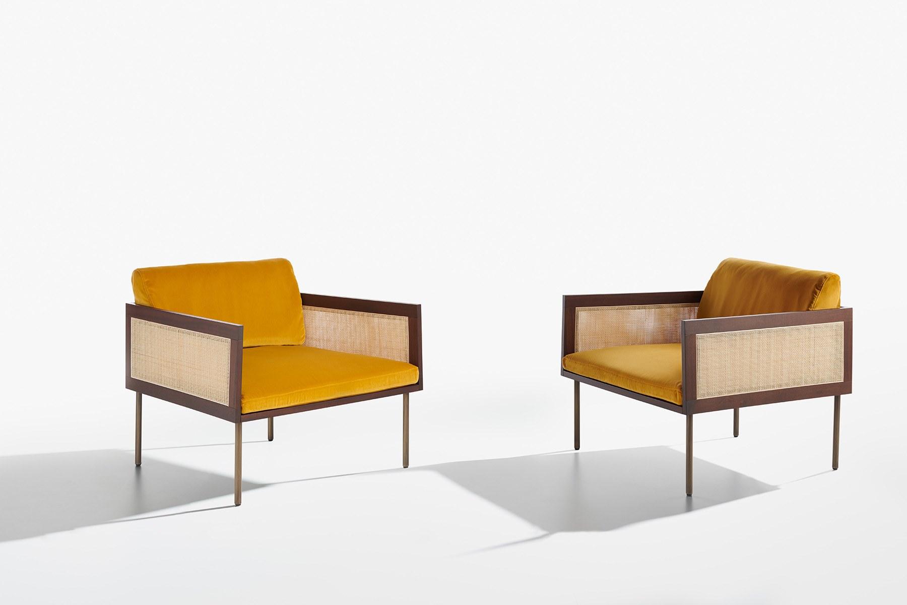 Armchair with armrests | Loom by Potocco