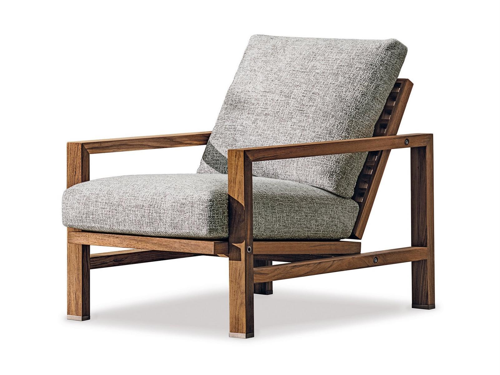 Teak garden armchair with armrests | Quadrado by Minotti