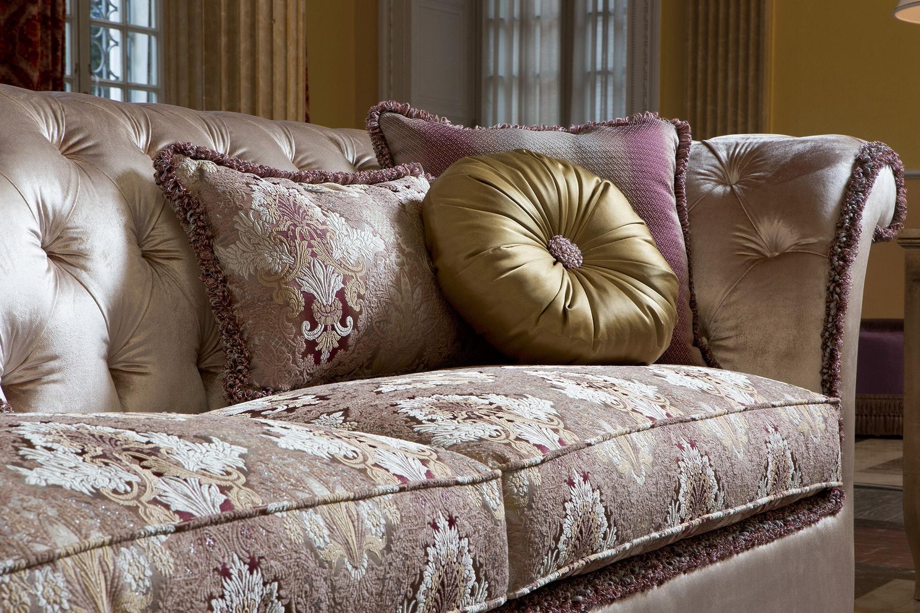 Chesterfield style tufted 3 seater sofa | Desdemona Classic by Domingo salotti