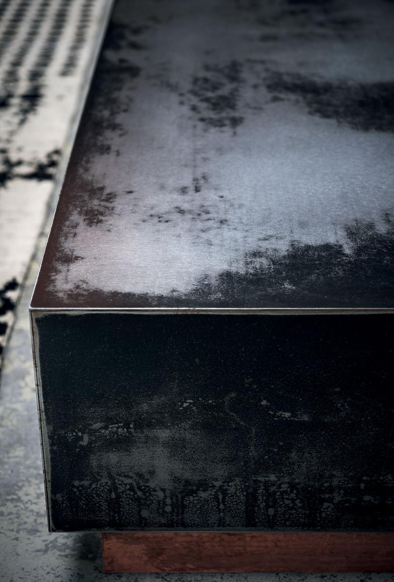 Low square coffee table | Loren by Baxter