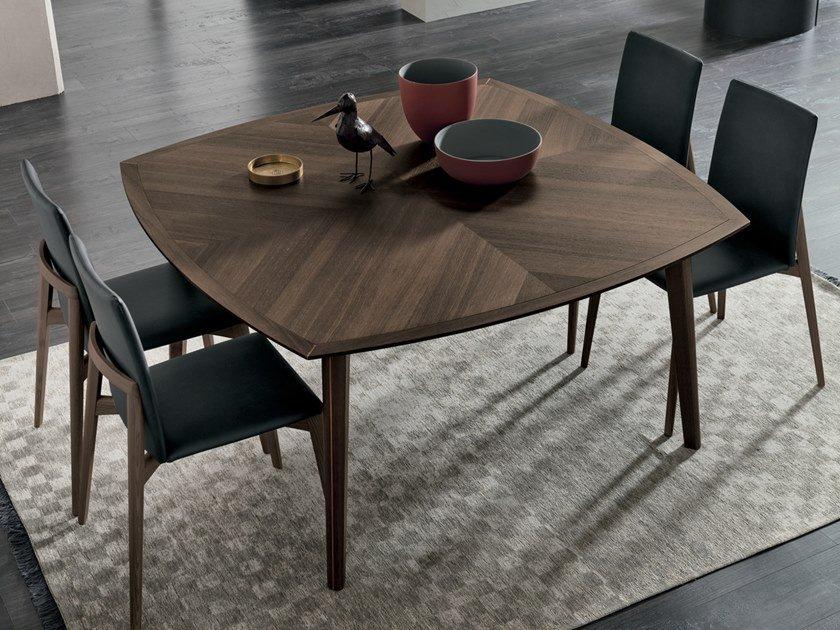 Square table | Bloom by Tomasella