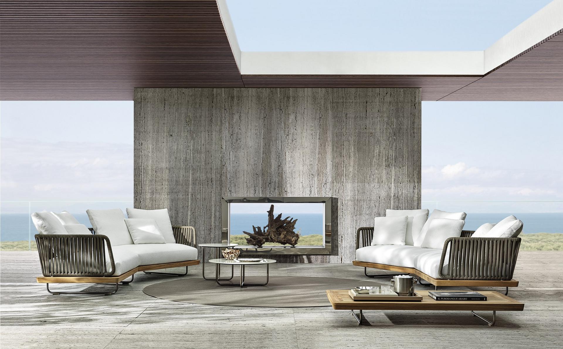 Sled base sectional garden sofa | Sunray by Minotti