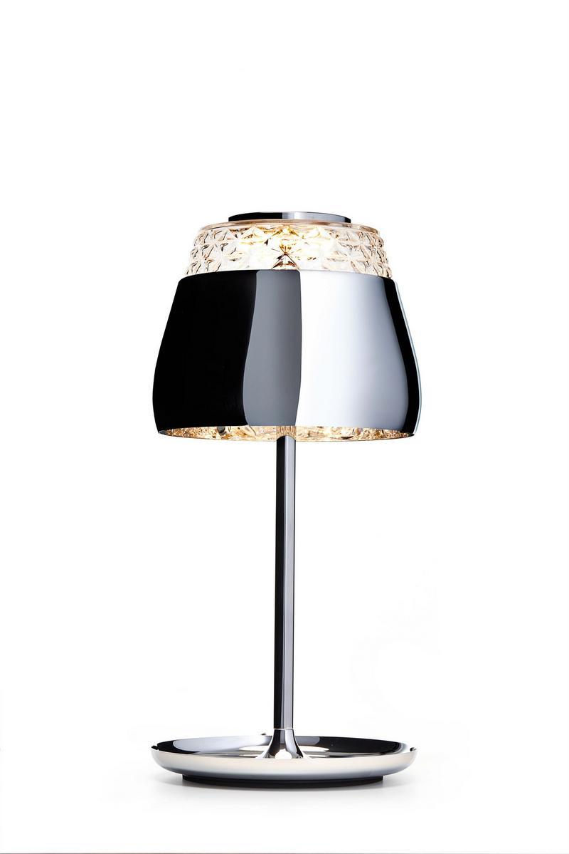 LED metal table lamp with dimmer | Valentine by Moooi