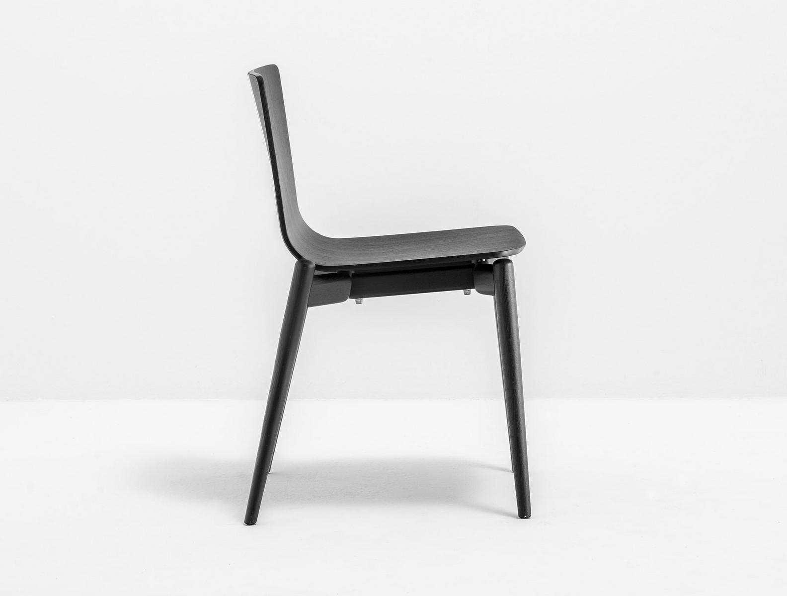 Stackable wooden chair | Malmö 390 by Pedrali