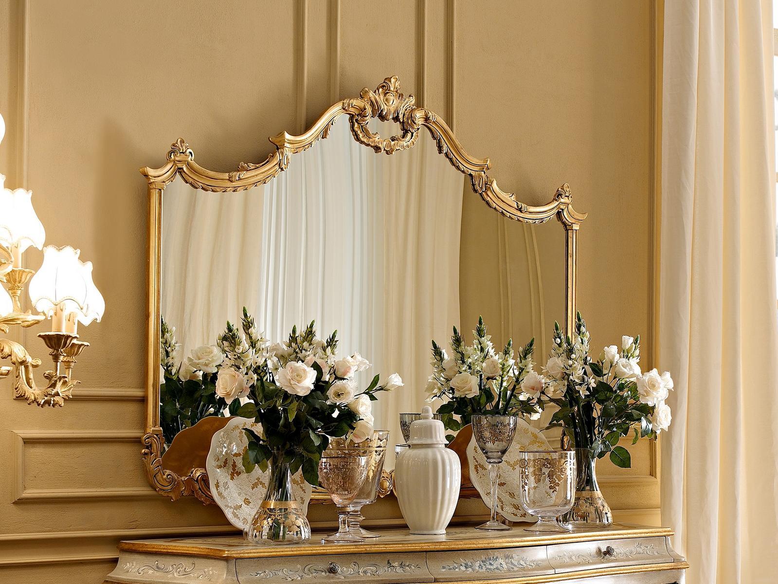 Wall-mounted gold leaf mirror | Opera by Andrea Fanfani