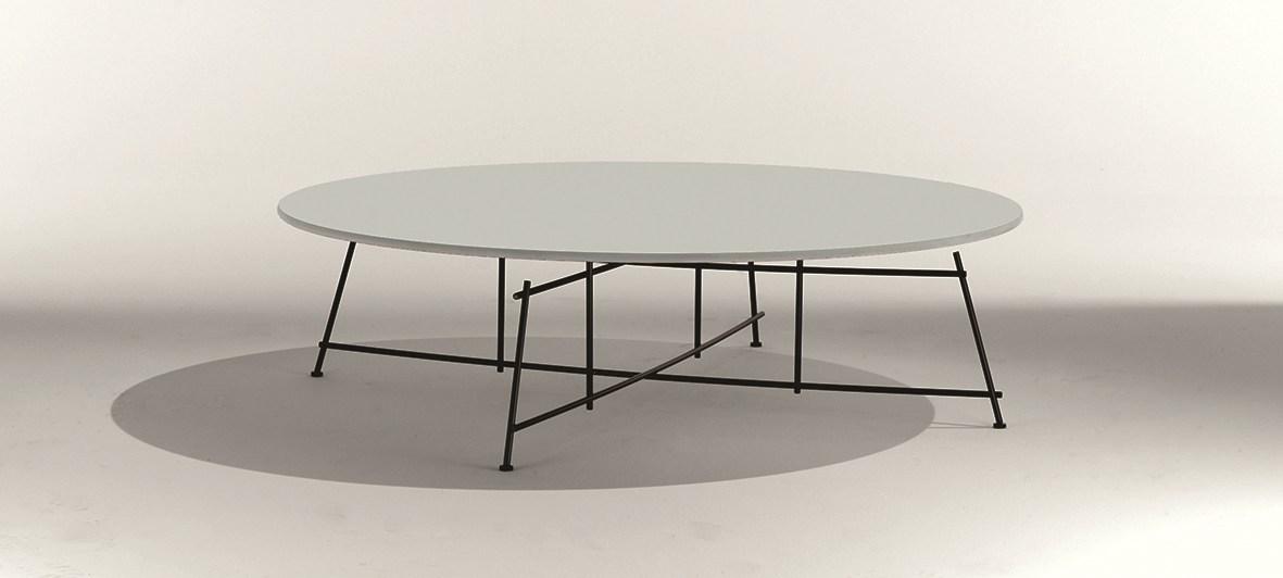 Oval wooden coffee table | Mr. Zheng by Lema
