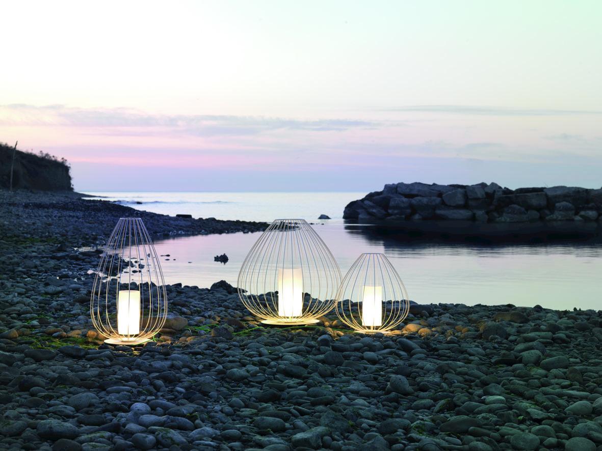 Metal floor lamp | Cell by Karman