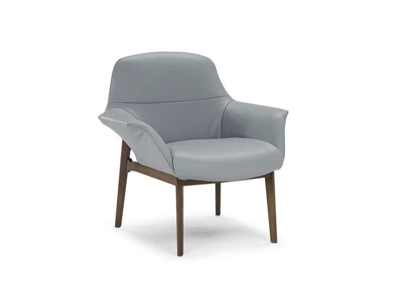 Leather easy chair with armrests | Aura by Natuzzi Italia