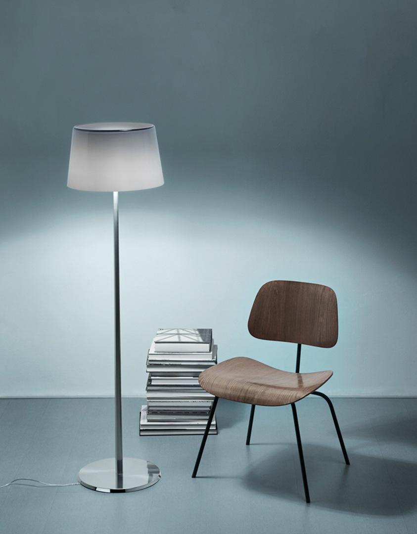 Plastic table lamp | Lumiere by Foscarini