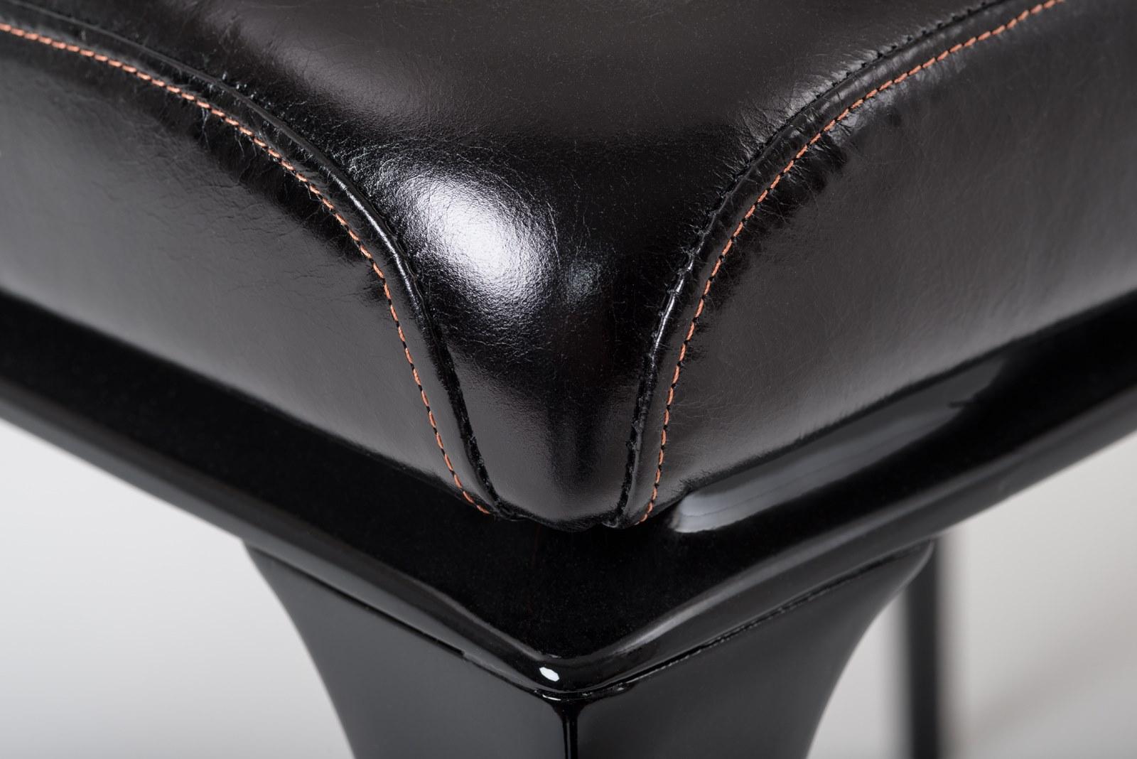 Leather chair | Pontecorvo by Mantellassi 1926