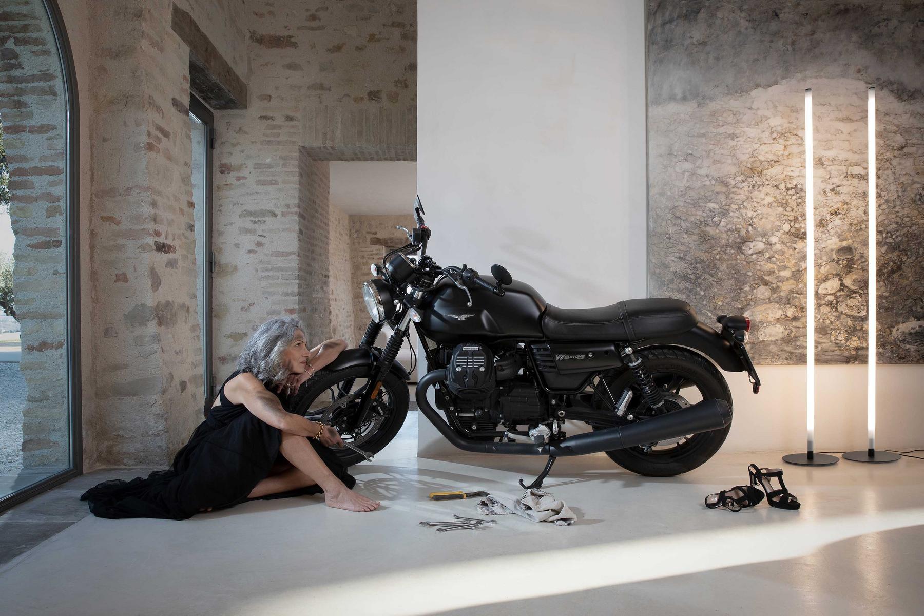 LED Pyrex® floor lamp | Accipicchio by Karman