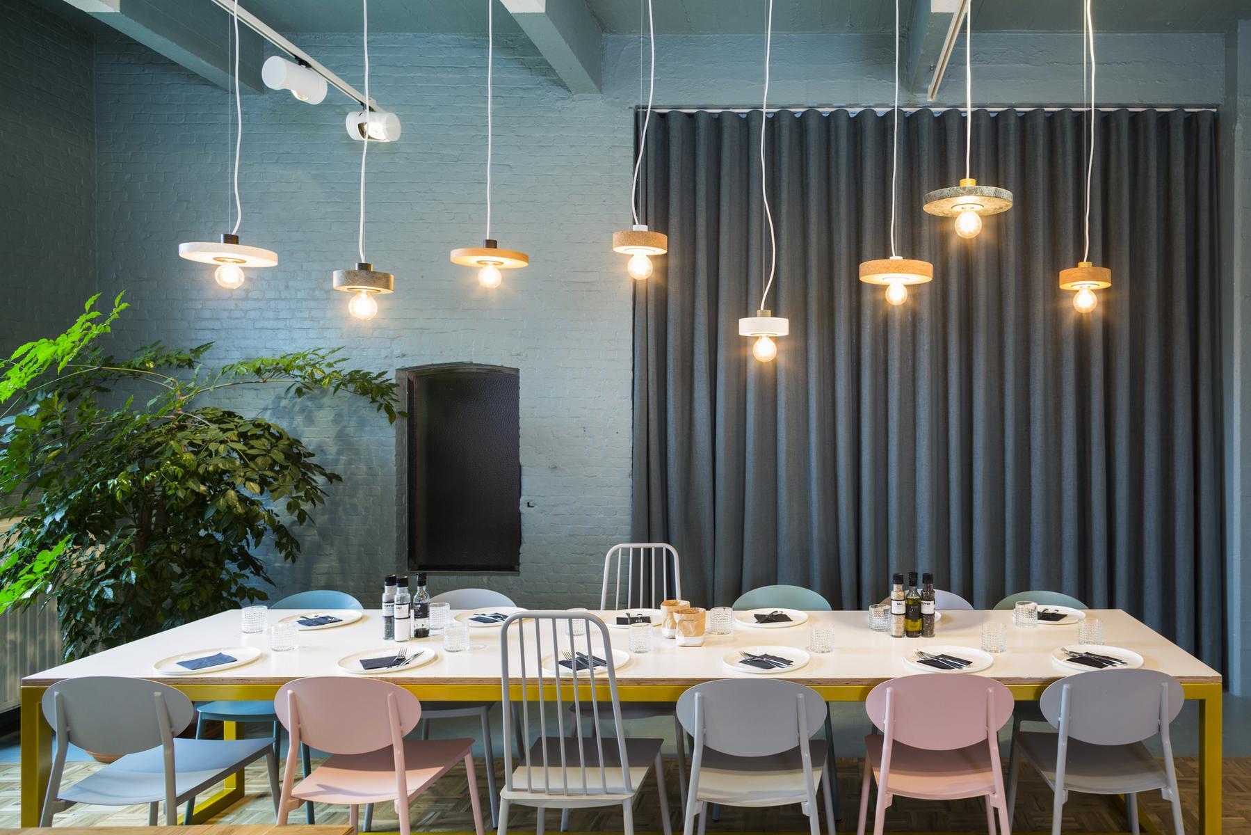 Wooden pendant lamp | Rond by Dark