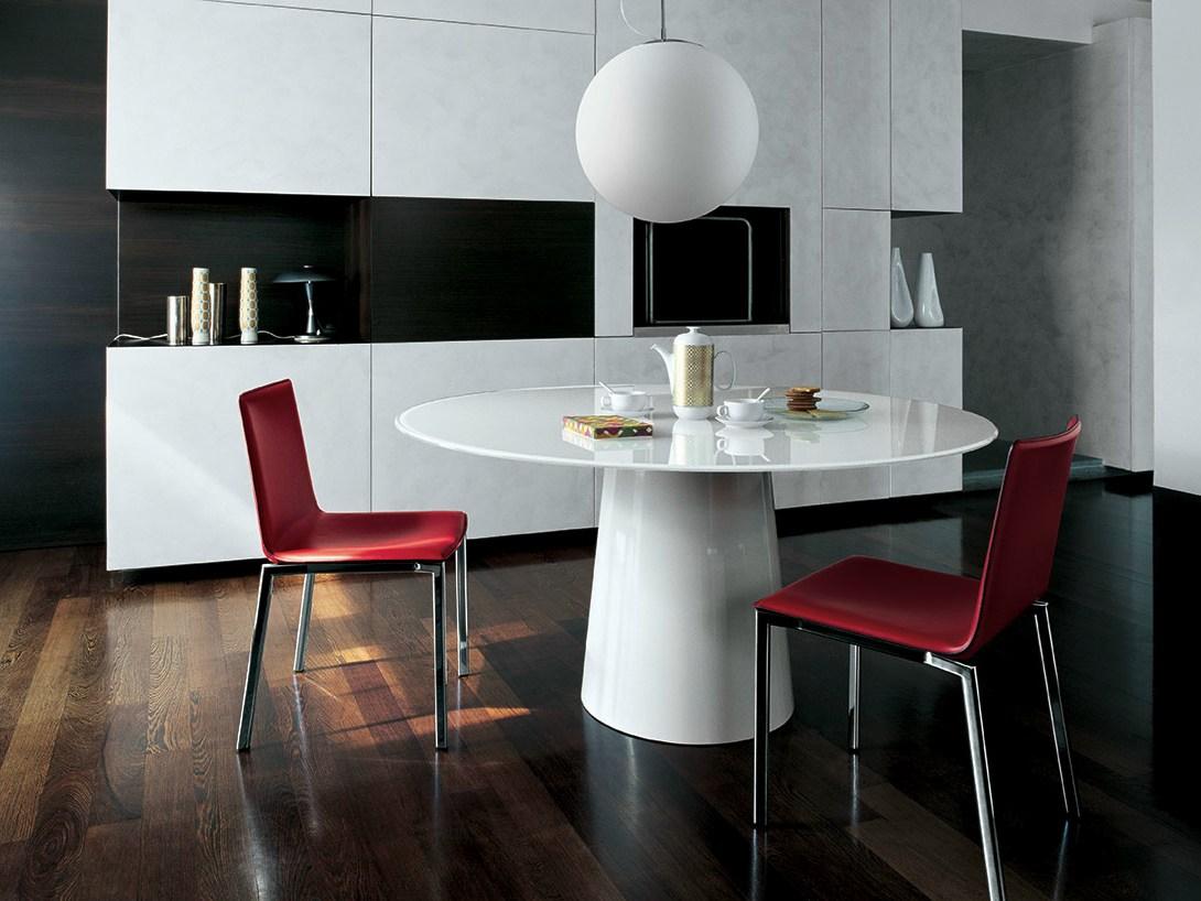 Round glass table | Totem by Sovet