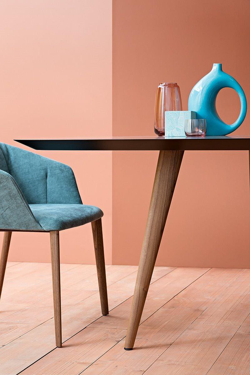 Armchair with wooden legs and polypropylene armrests | Liza 2271 - 2271r by Zanotta