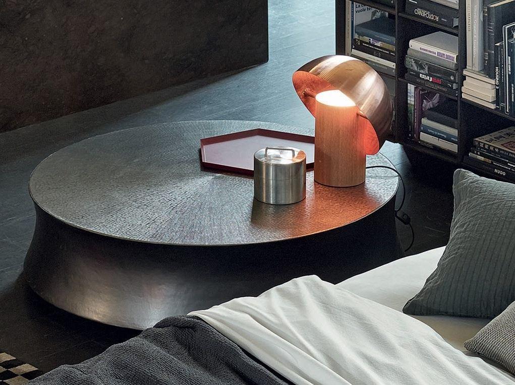 Low round coffee table for living room | Soori by Poliform